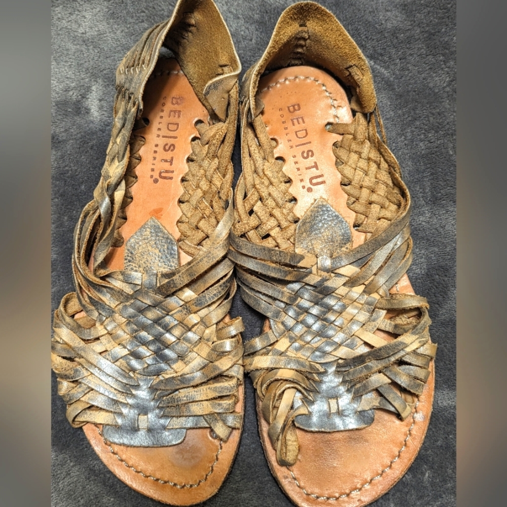 Bed | Stu women's sandals